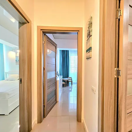 Mamaia-nordcom Exclusiviste Zev شقة *
