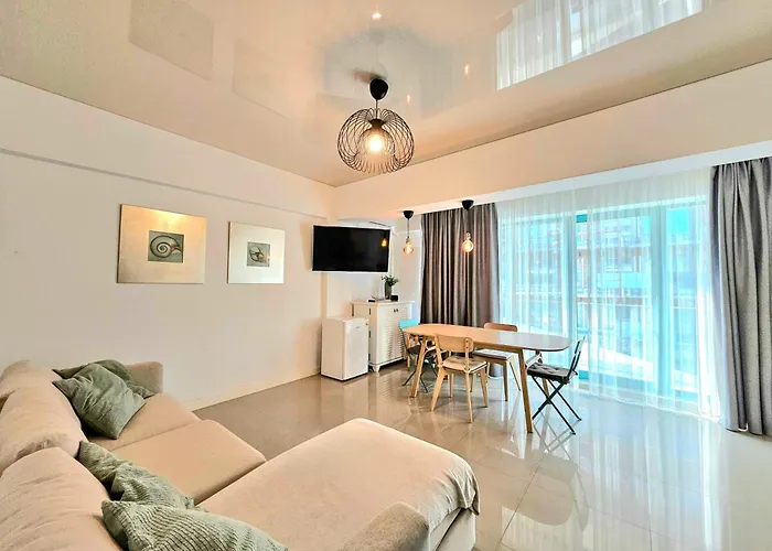 Mamaia-nordcom Exclusiviste Zev Navodari